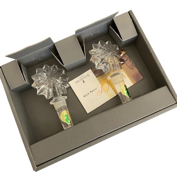 Waterford Crystal Star of Erin Lead Crystal Bottle Stopper Pair - Picture 1 of 5